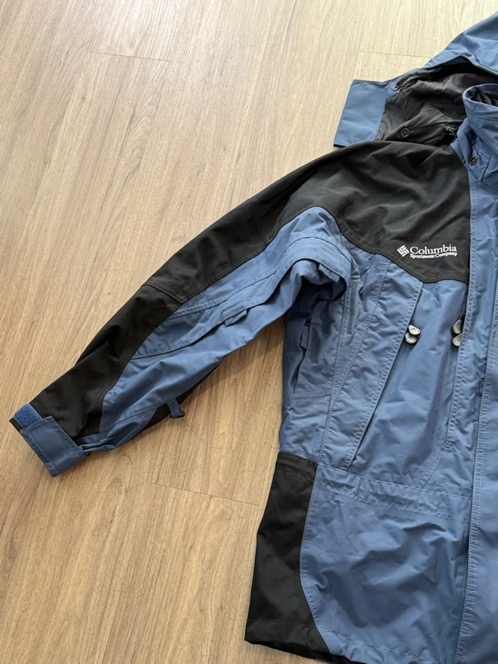 Columbia Men's Slate Blue and Black Ski Jacket, Size M